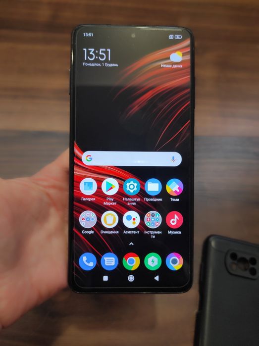 Xiaomi Poco X3 на 6/128 с комплектом