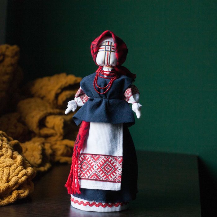 Ручна робота – Українська лялька-мотанка