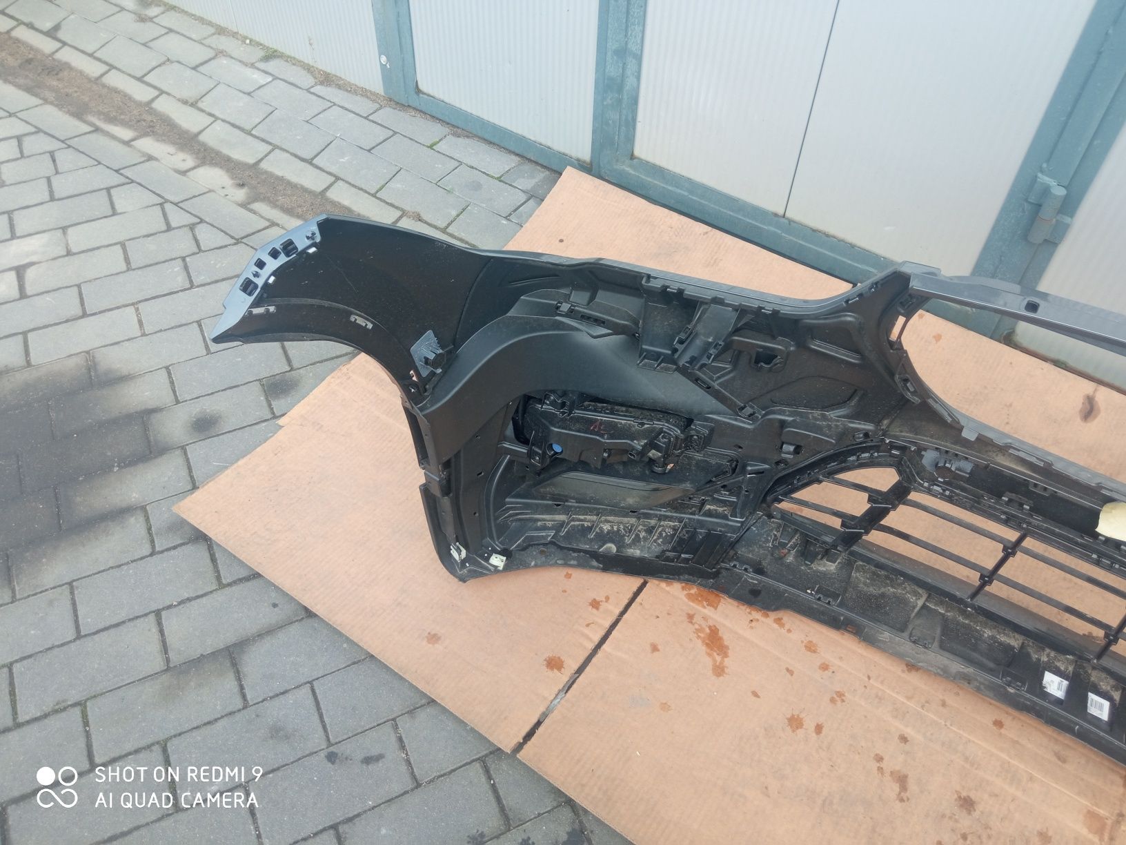 Zderzak BMW X1 F48 X-LINE Lift 6PDC