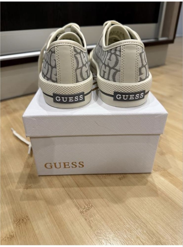 Кеды женские guess 39 размер