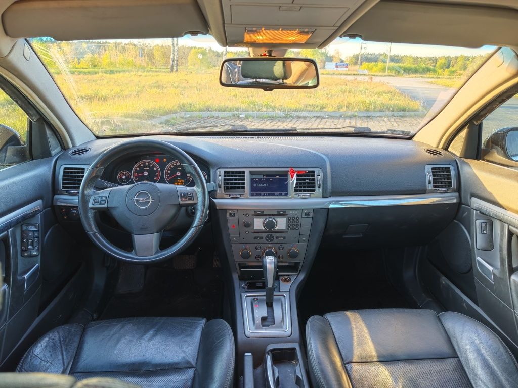 Opel signum 2.8v6 turbo *navi*skóry*Xenon
