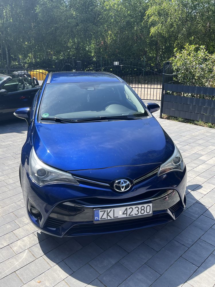 Toyota Avensis 2.0 Diesel 143km