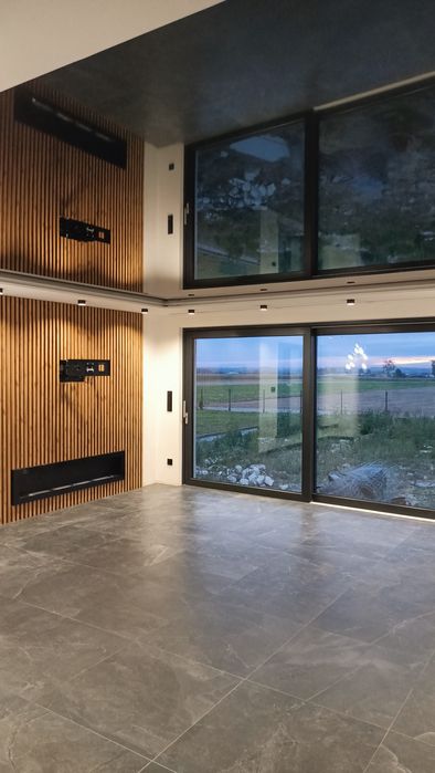 Nowoczesne Sufity Napinane – Profesjonalny Montaż!