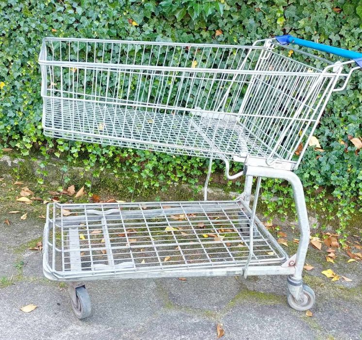 Duże wózki magazynowe(4 szt)