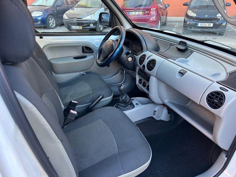Vendo Renault Kangoo 1.9 como nova