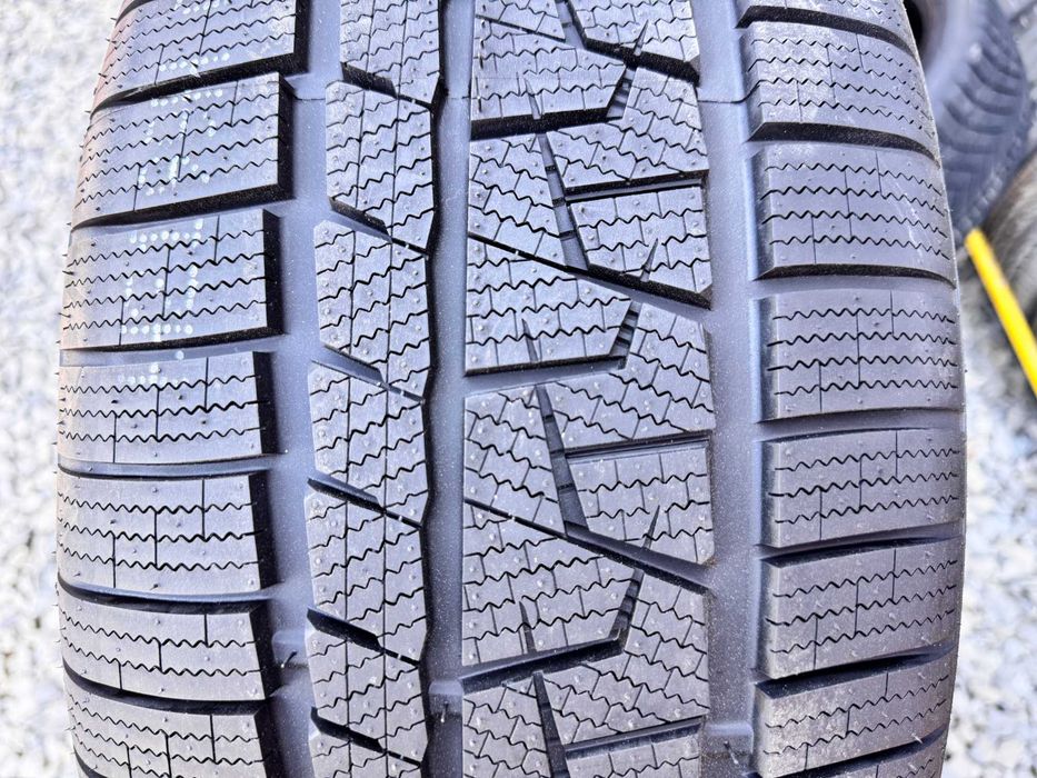 в Івано-Франківську 245/40 R19 Aplus A702 98V Нові зимові шини купити