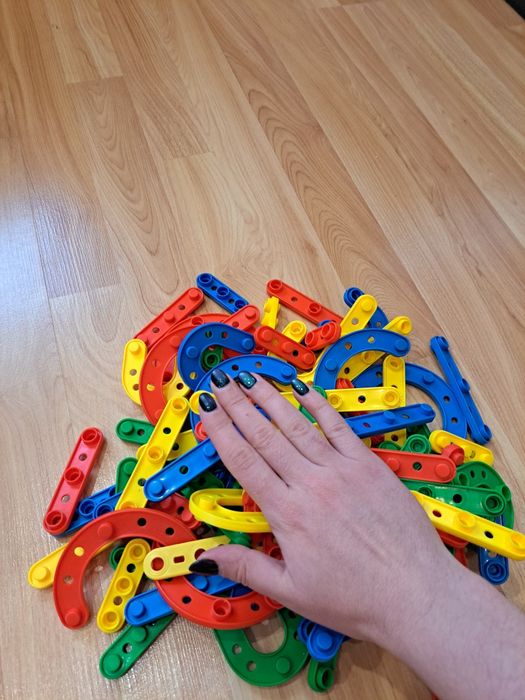 Конструктор дитячий