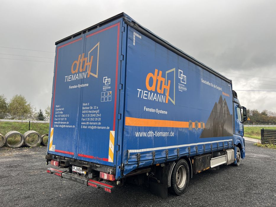 Zabudowa Firanka Plandeka Skrzynia Ładunkowa 7.30m mercedes man firana