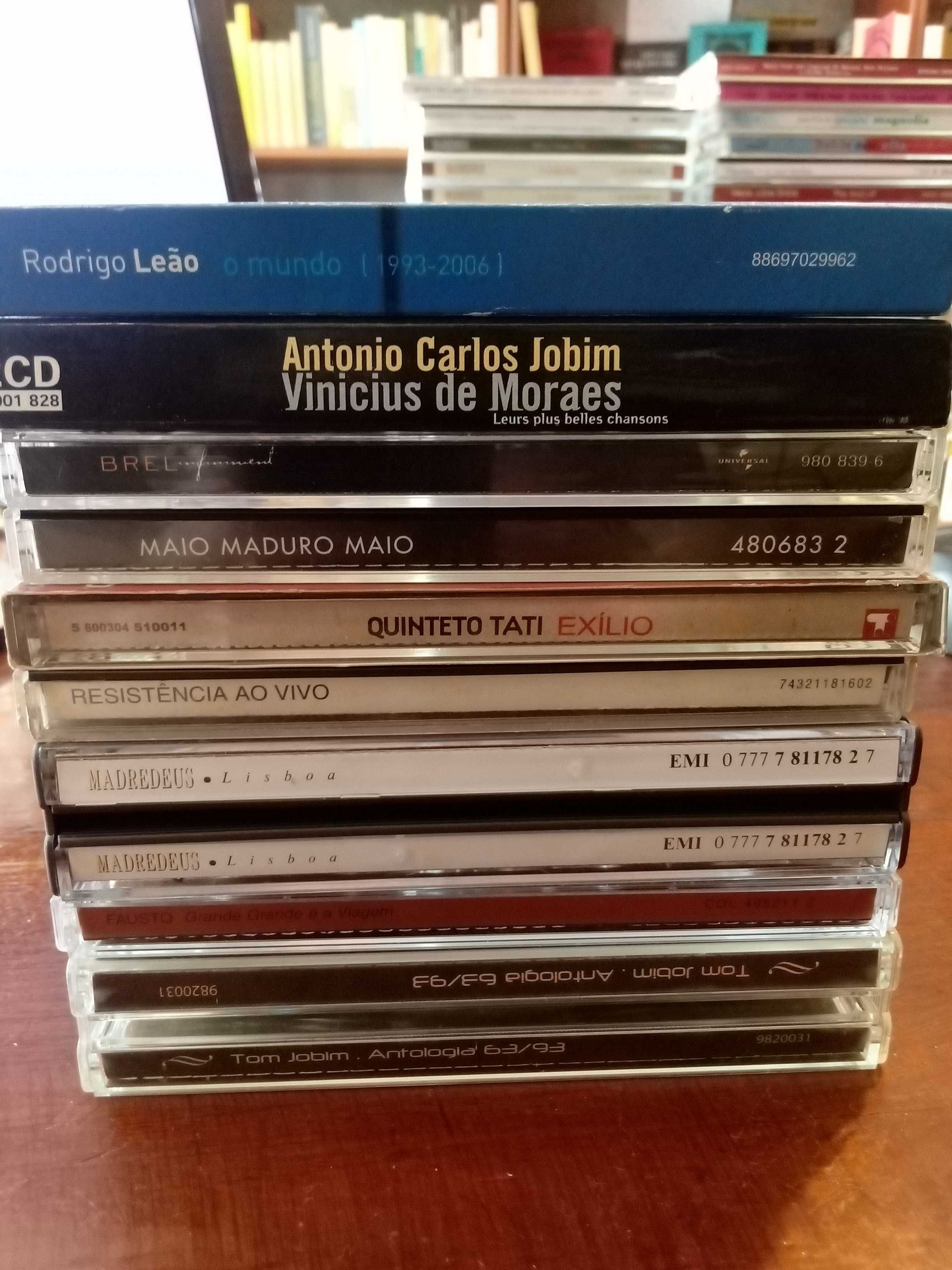 Lote CD - Jacques Brel, Tom Jobim, Madredeus - Vários preços