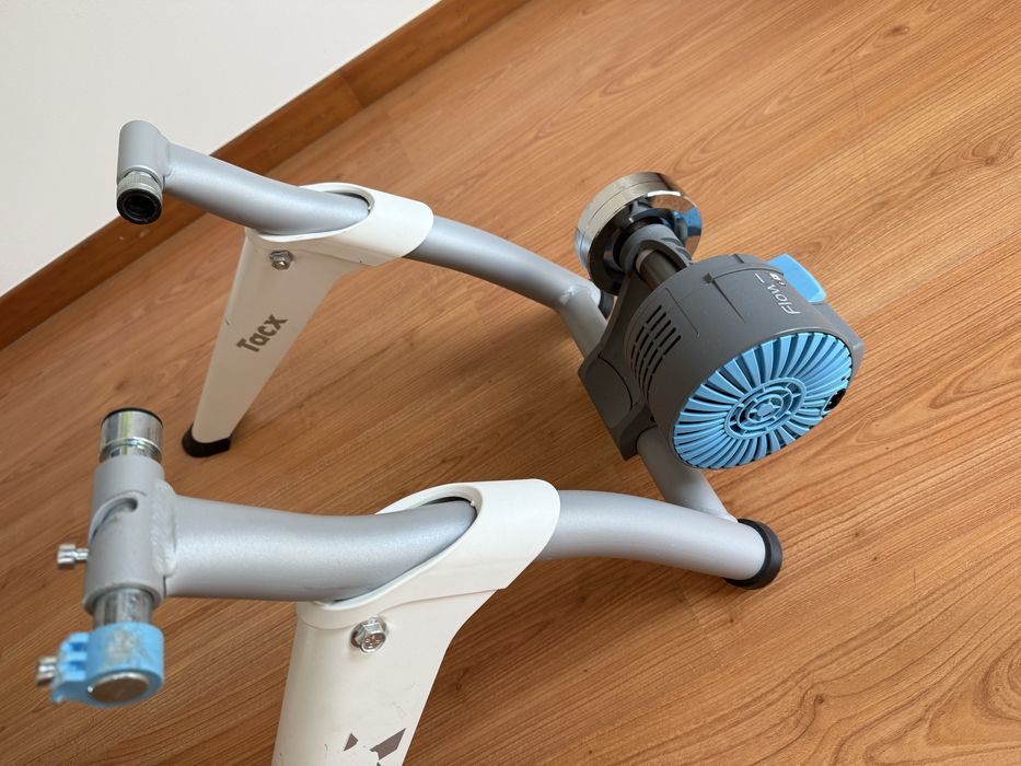 Rolo de treino TACX