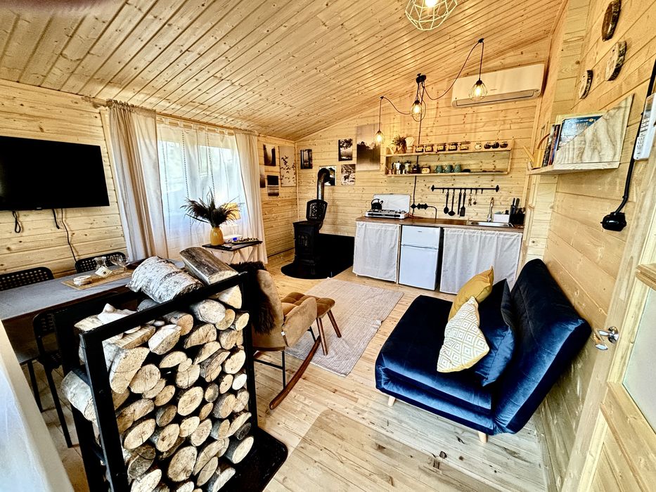 Domekl na Sylwestra z jacuzzi sauną w Bieszczadach