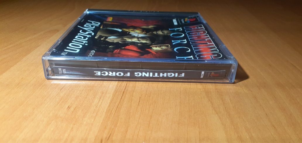 Fighting Force playstation odnowiona Bdb