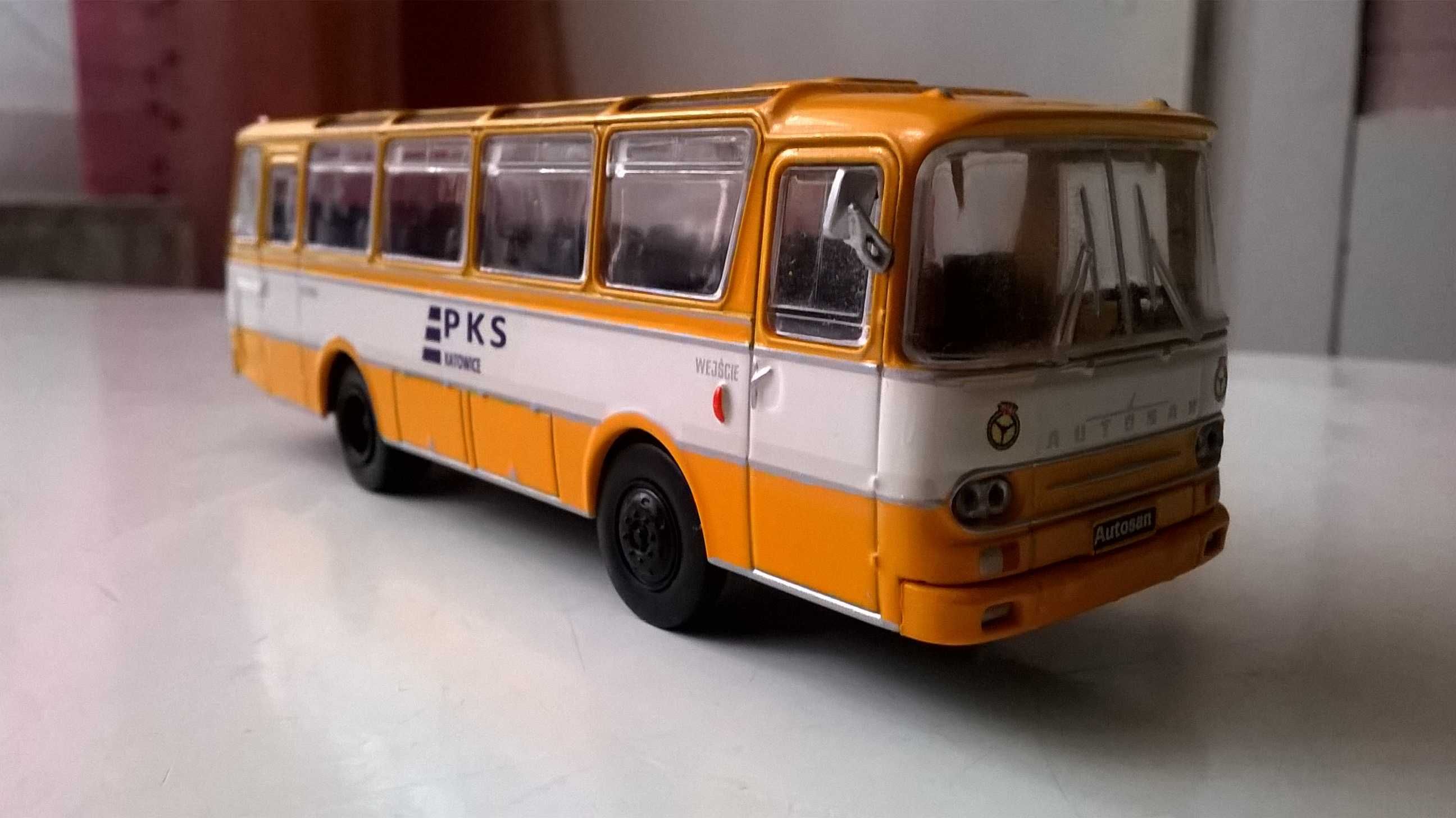 Autosan H9-03 konwersja PKS KATOWICE; skala 1:72; model DeAgostini