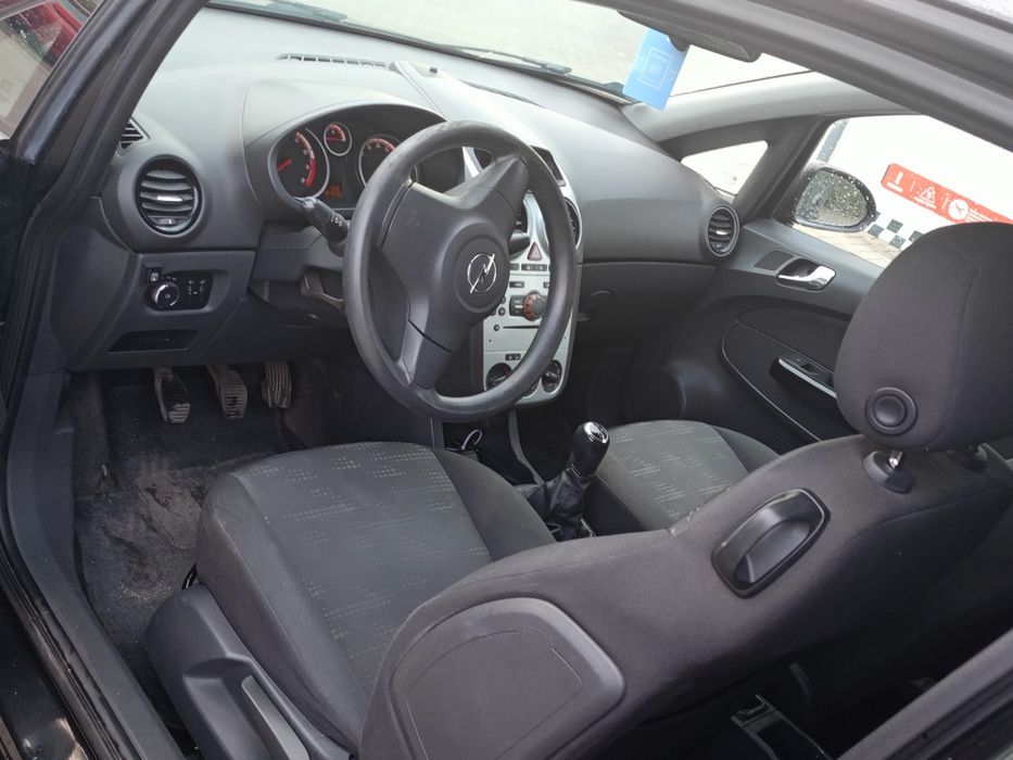 Samochód Opel Corsa D