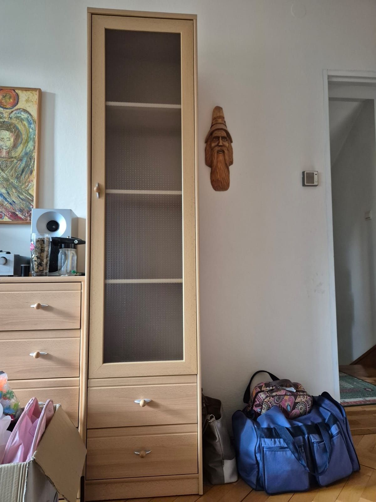 Zestaw mebli jasny kolor meble salon szafa komoda