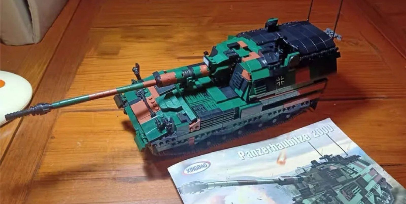 Конструктор танк САУ PzH 2000 лего 1345 шт подарочный Совместим с LEGO