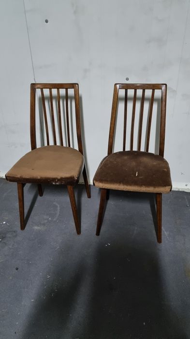 Stare Krzesła TON /JITONA