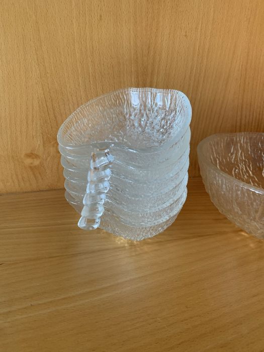 Conjunto de taca grande , com 6 tacas  individuais