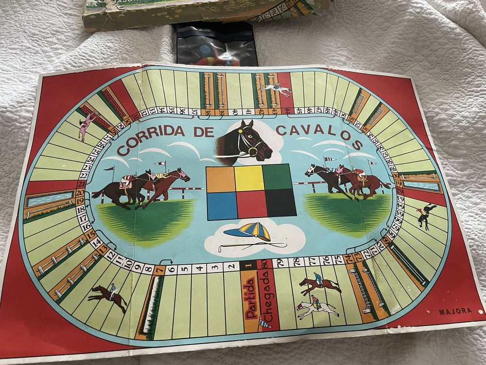 Jogos Majora Anos 1970 Corrida de Cavalos e Jogo do Assalto