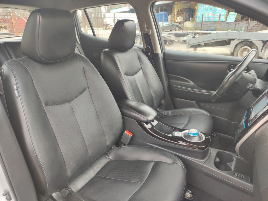 Nissan Leaf Ніссан Ліф