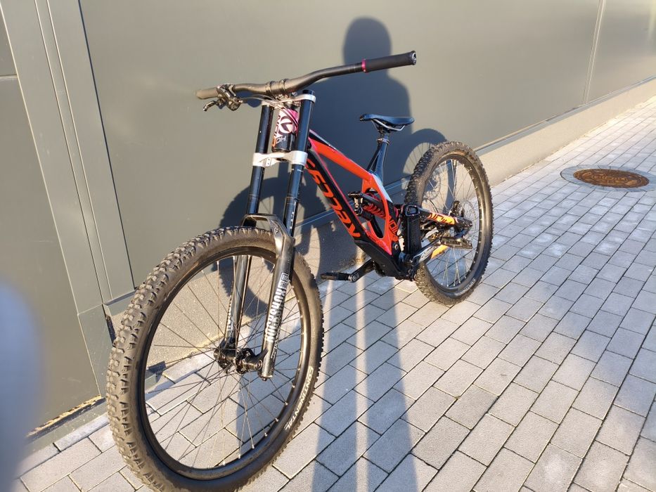 Rower DH Kellys noid 70