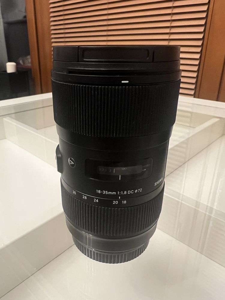 Sigma 18-35 F/1.8 DC HSM Art Cannon