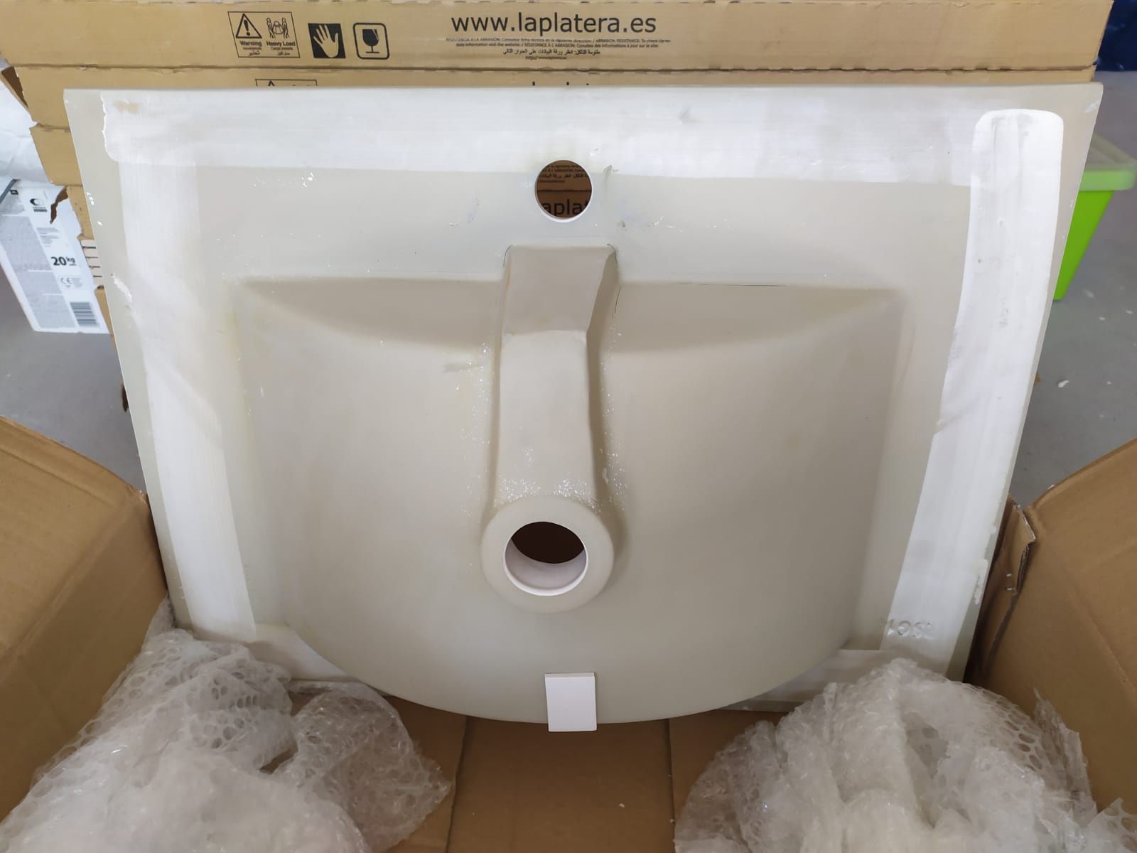 Umywalka ceramiczna biała do łazienki nowa nie używana, firma polska