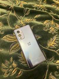 Продам OnePlus 9