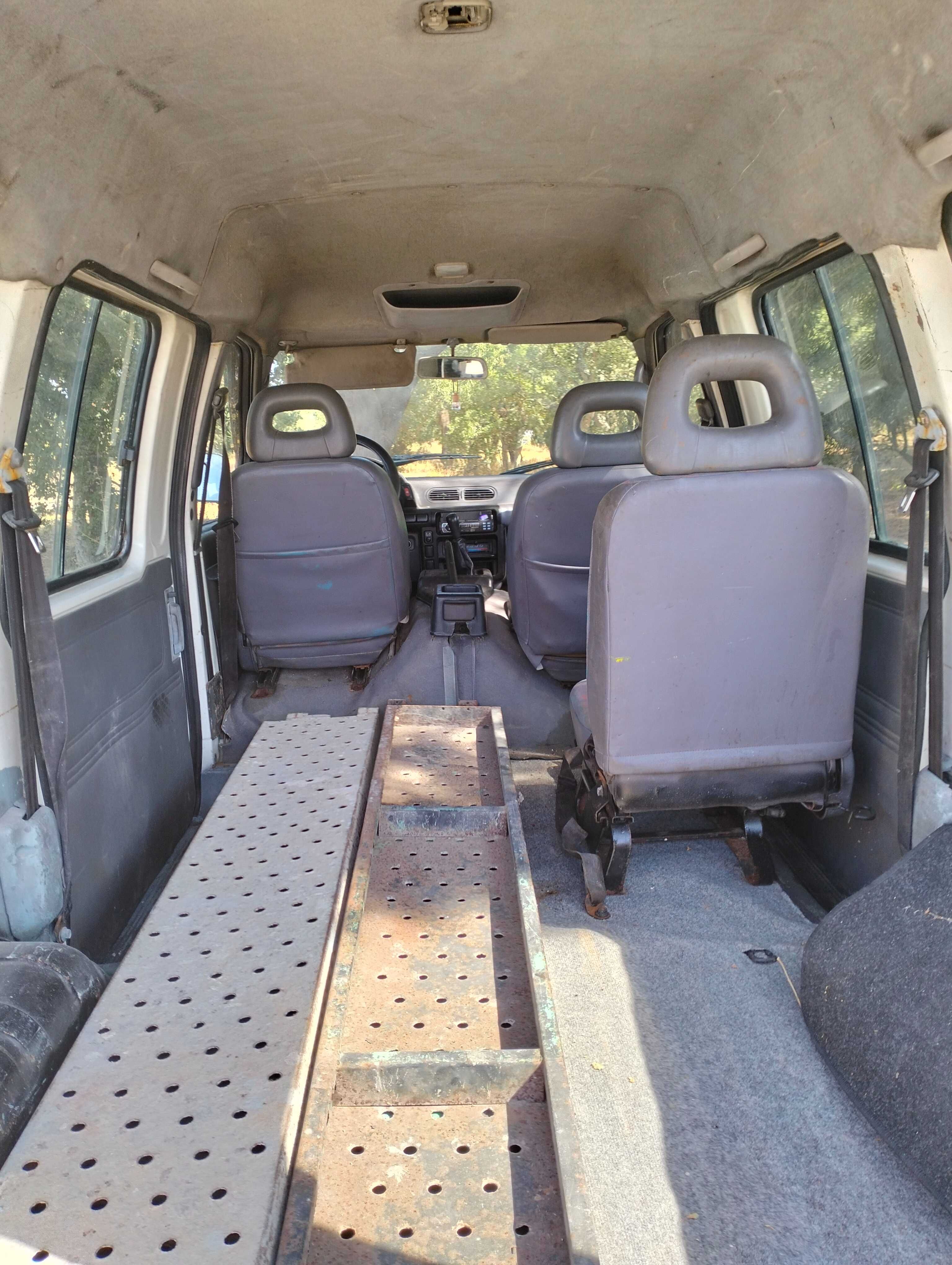 Nissan vanett cargo
