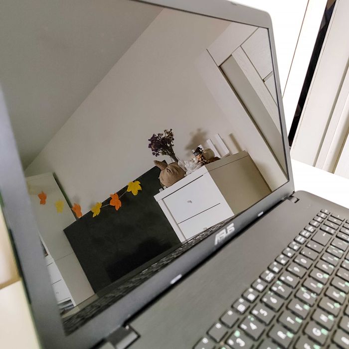 Великий ноутбук ASUS X751N (Під ремонт)