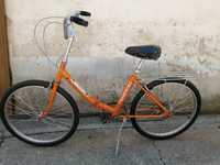 Bicicleta antiga / Alugo