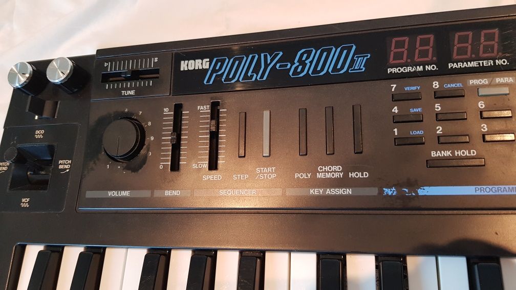 Syntezator korg poly 800 ll