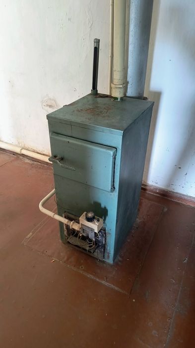 Продам котел газовий з автоматикою