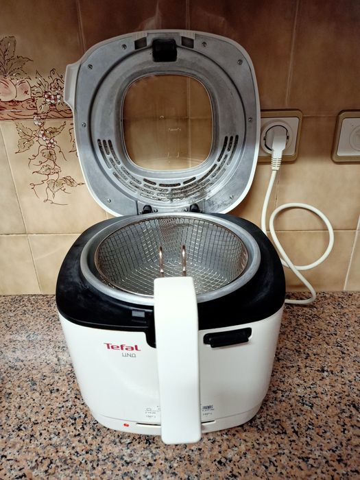 Fritadeira panela elétrica casa quarto apartamento vivenda carro.
