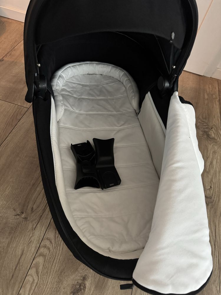 Gondola Cybex priam 4.0 Black + adaptery