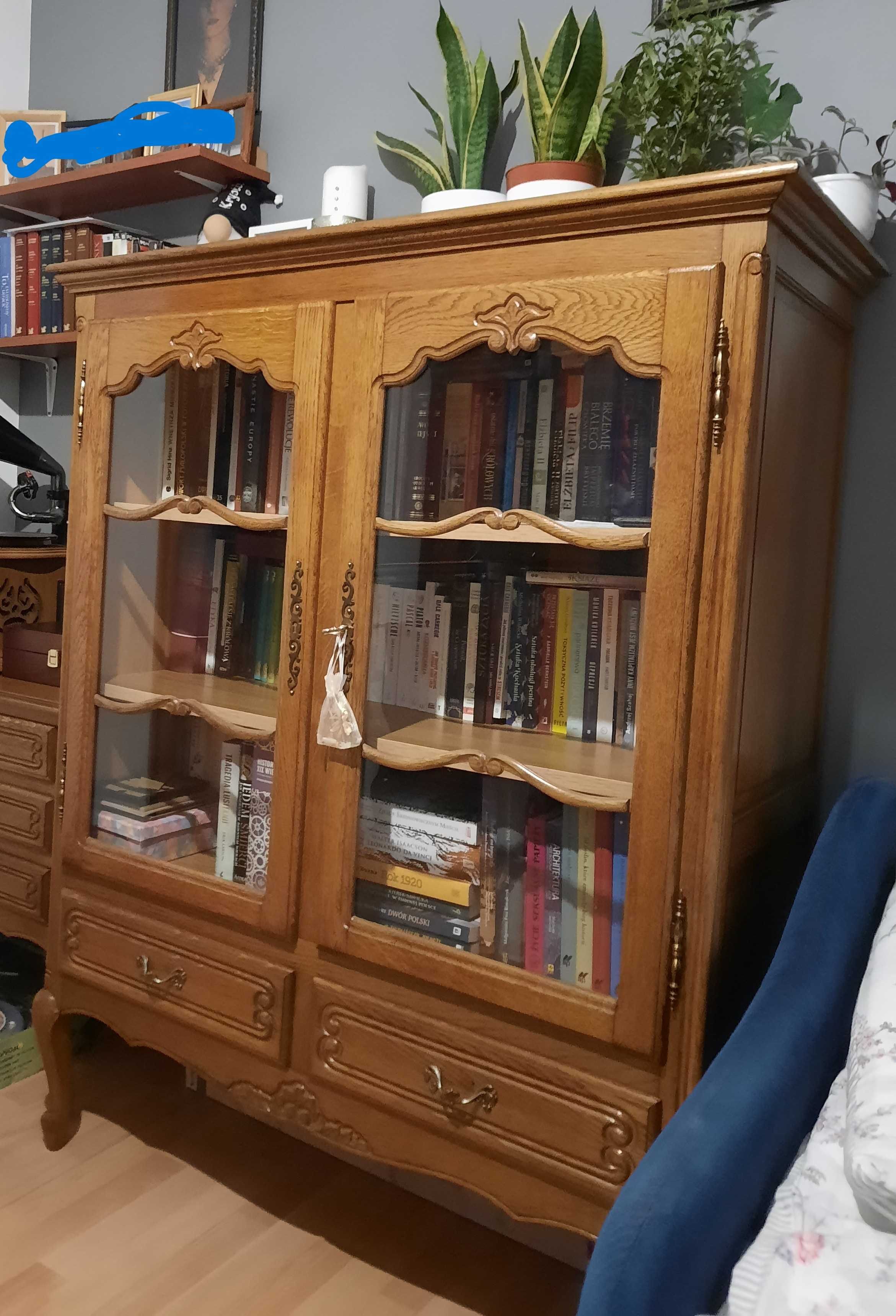 Biblioteczka w stylu ludwikowskim/witryna ludwikowska
