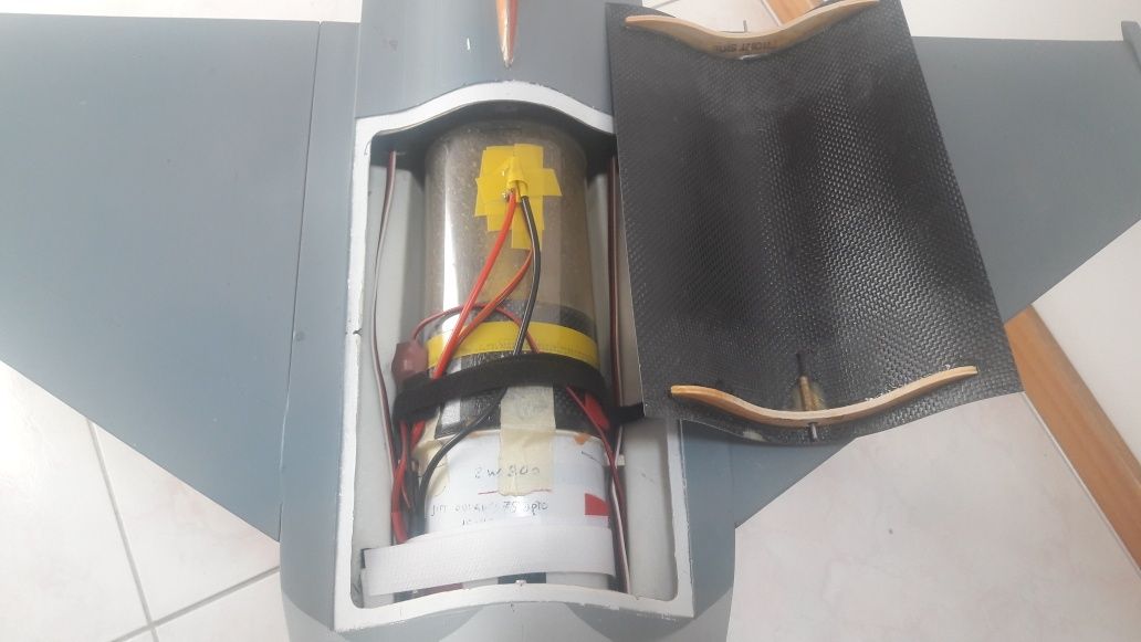 Aeromodelismo RC F16 Falcon EDF