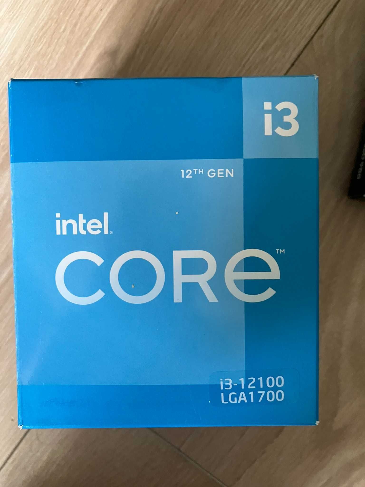 Komputer stacjonarny EATX Intel Corei3-12100, 1 536GB SSD , 16GB RAM