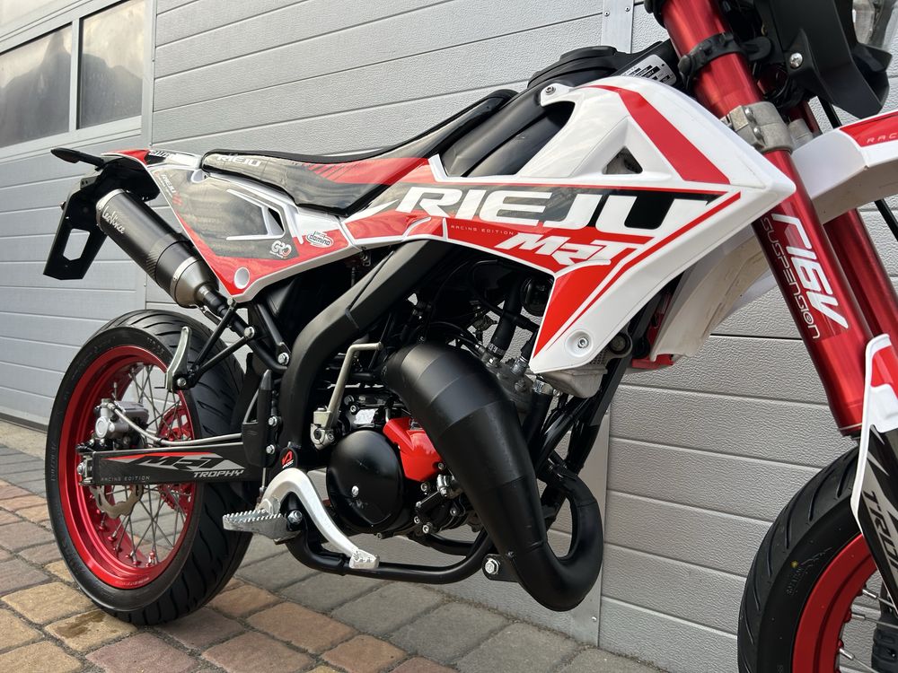 Rieju MRT 50 TROPHY 2024r Leo Vince supermoto rieju 50 (track,fantic)