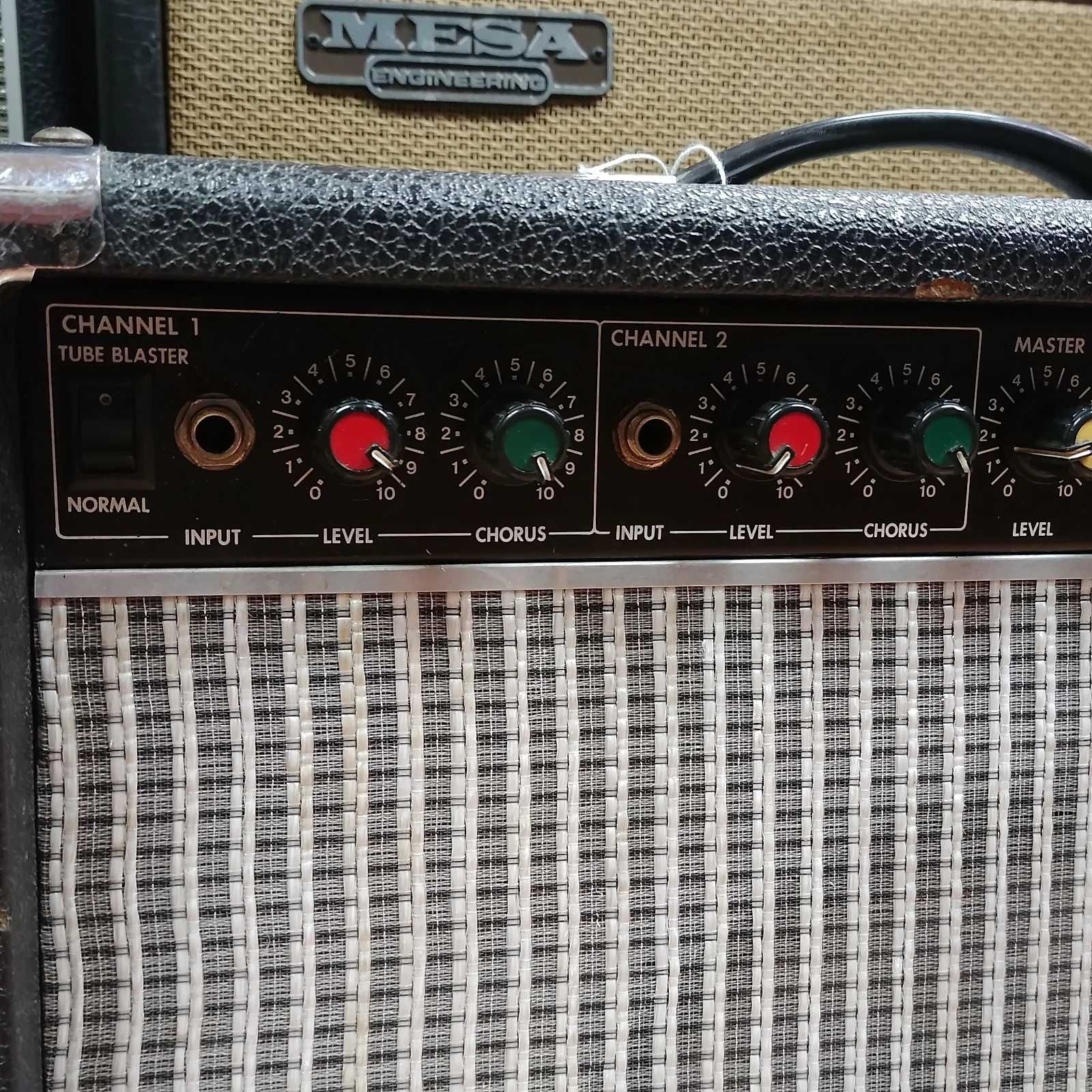 Ross Rocker Twin 25C Amplifier