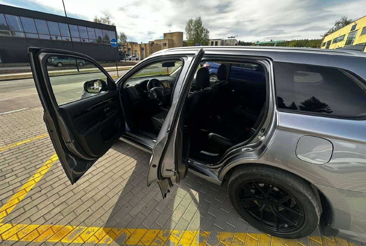 Mitsubishi Outlander, 2.4, 2017