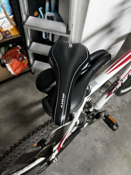 Bicicleta scott bom estado