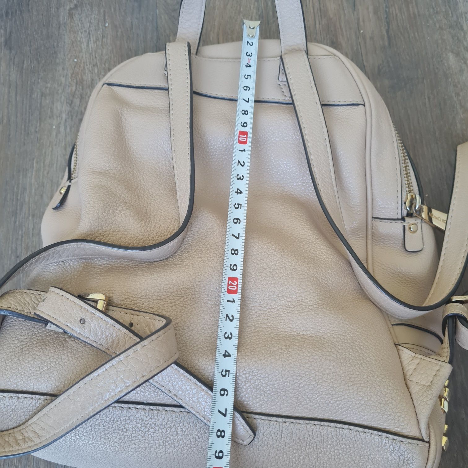 Michael Kors plecak plecaczek rhea beżowy logo duży mk monogram logowa