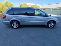 Vende-se carro 7 lugares