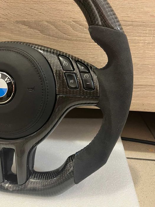 Volante BMW E46 Desportivo | Personalizado pelo cliente