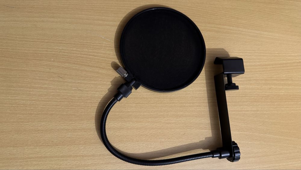 Microfone Shure Prologue 12L + T.Bone SC 440