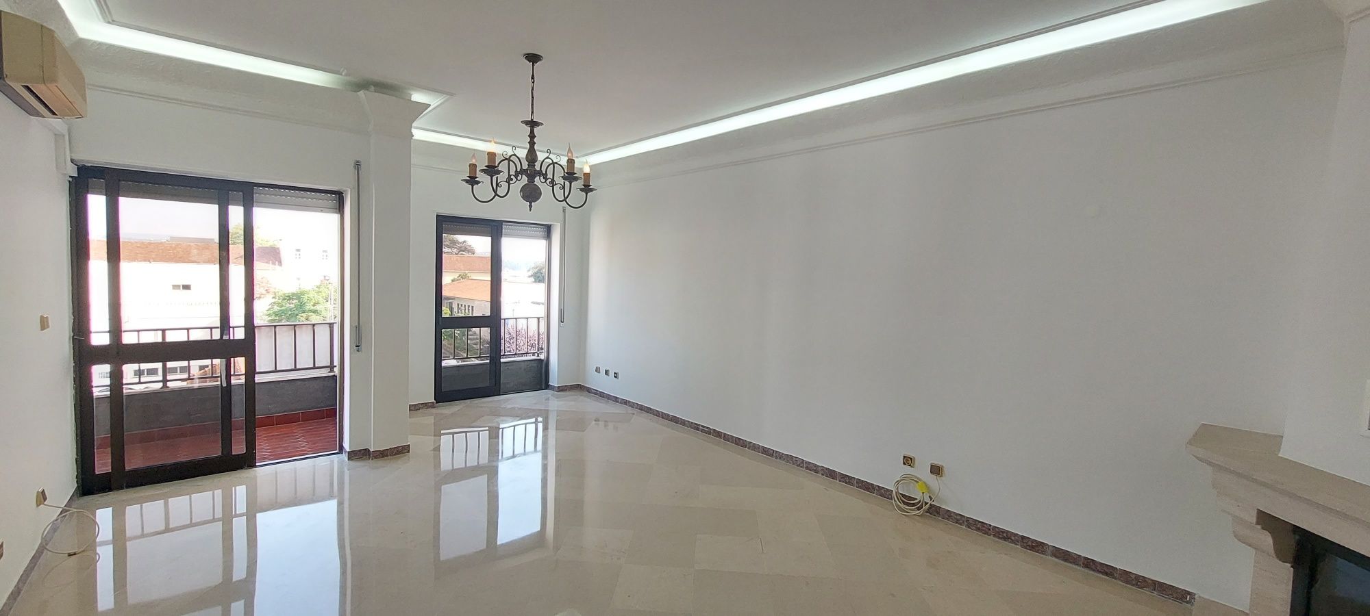 APARTAMENTO T3  centro Alcobaça