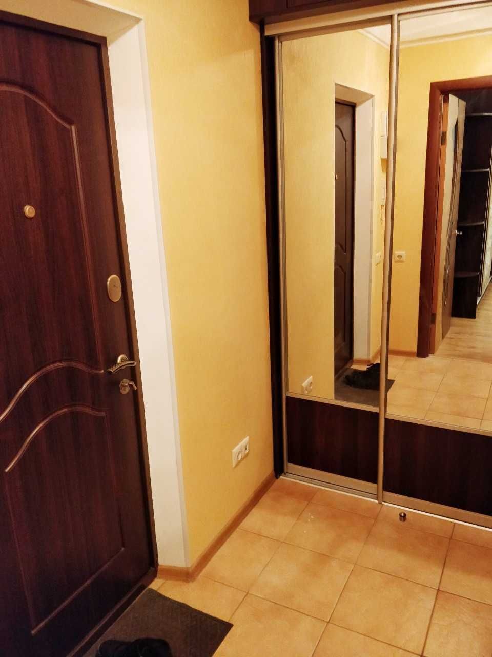 Подобово 1-кім.вул.Ломоносова 29 біля Інституту Раку