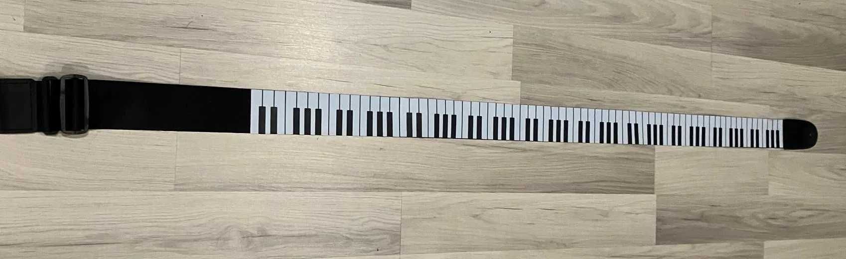 Pasek gitarowy z klawiaturą piano roll keytar