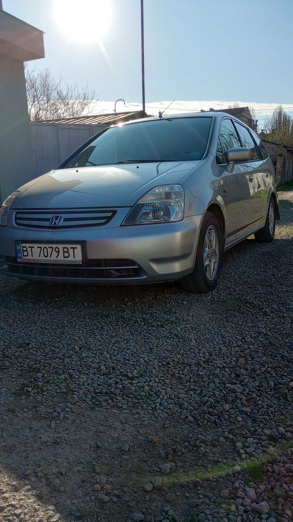 Honda Stream  2.0 МТ